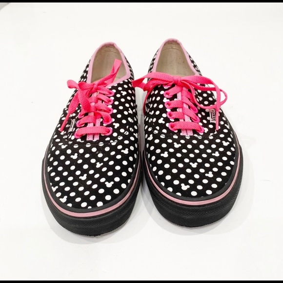 Rare Vans Custom Disney Sneakers-- Mickey Mouse - Picture 3 of 8